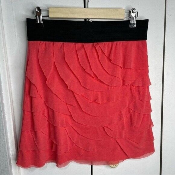 EXPRESS Women Mini Skirt Sz M Ruffle Mech - Picture 5 of 12